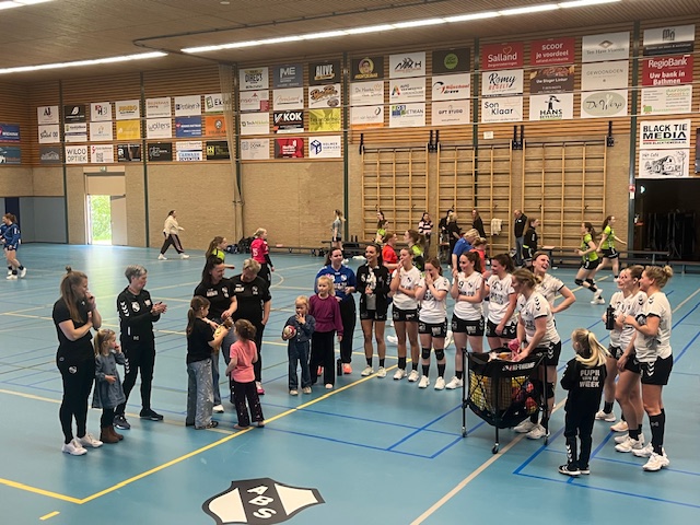 Dames 1 stoot C.V.O. met overtuigende overwinning van 2e plaats